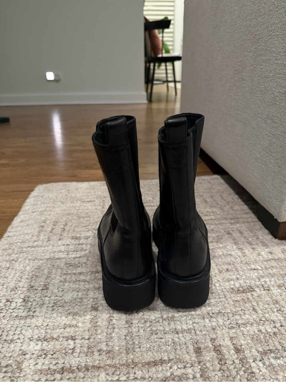 Vince Black Platform Chelsea Ankle Boots - Picture 2 of 5